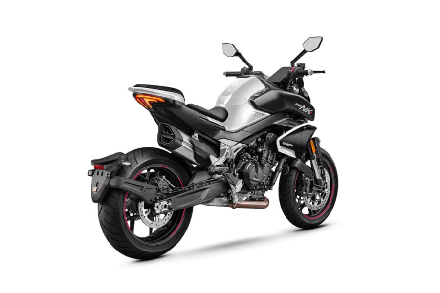 Moto CFMOTO 800NK ADVANCED