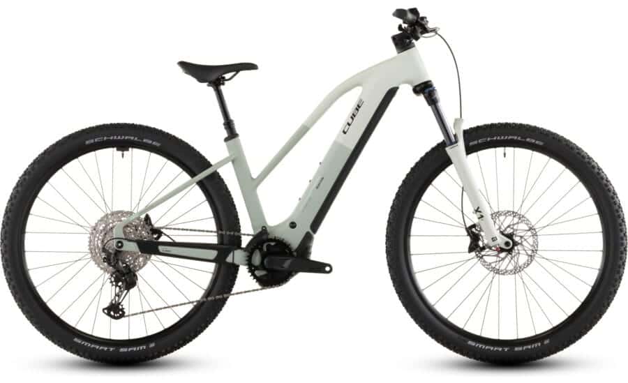 CUBE REACTION HYBRID PRO 800