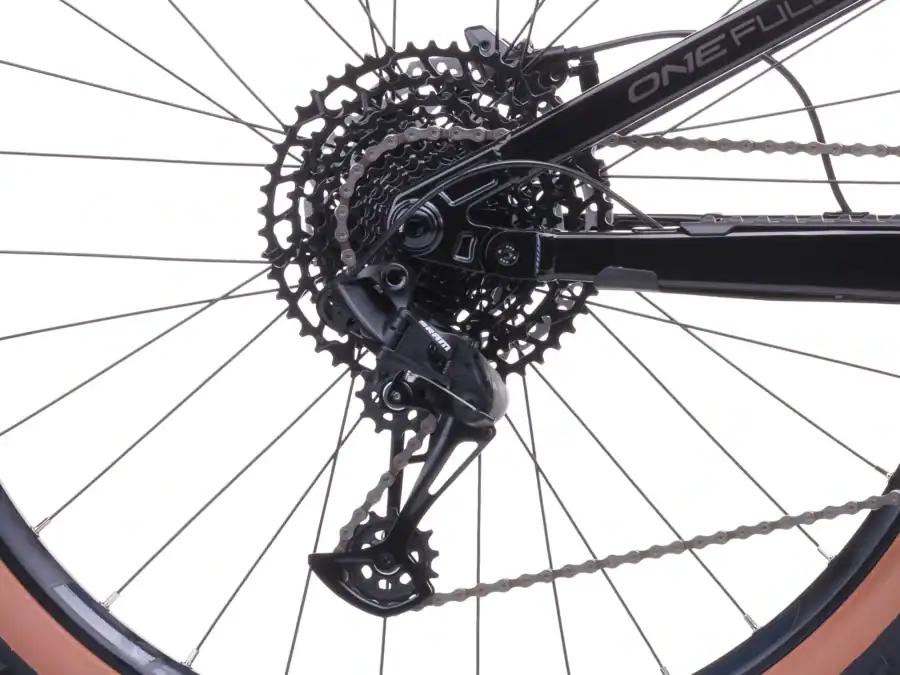 CRUSSIS ONE Full 9.11 (894 Wh) – Image 4