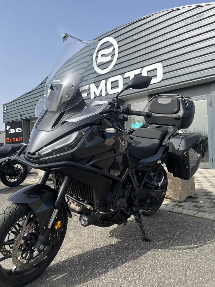 HONDA NT1100